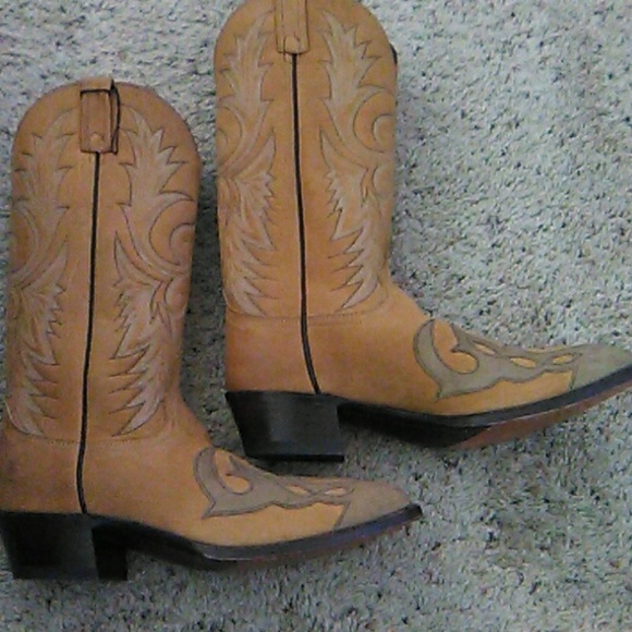 Cowboy boots - Picture 3 of 3